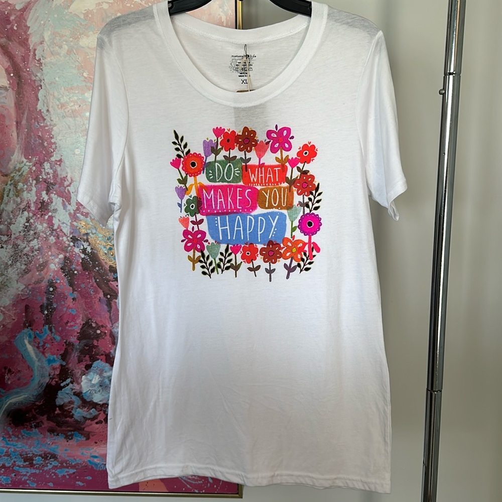 NWT NATURAL LIFE t-shirt